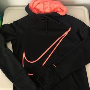 Nike Therma-Fit Hoodie